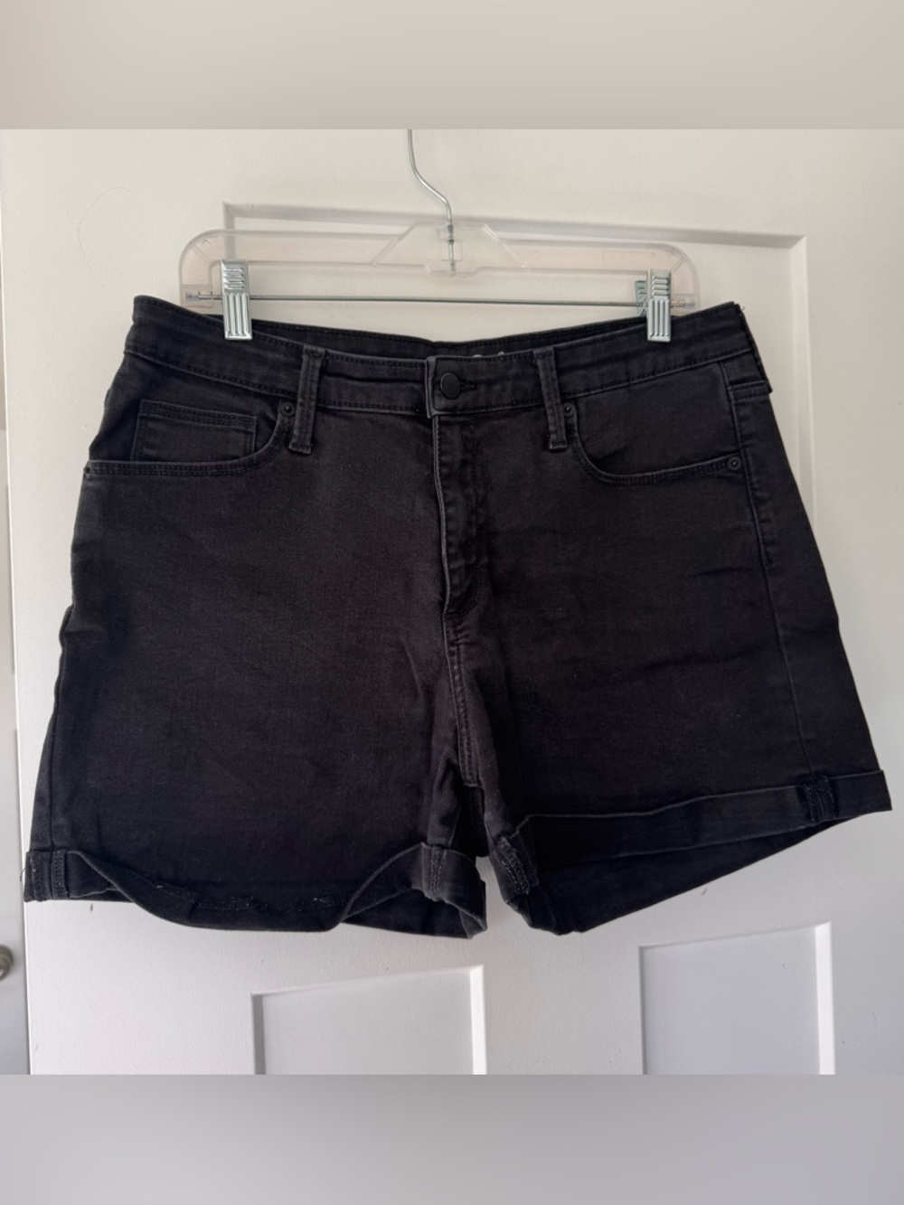 Universal Thread High-Rise Midi 4” Cuffed Jean Denim Black Shorts - Size 14/32R